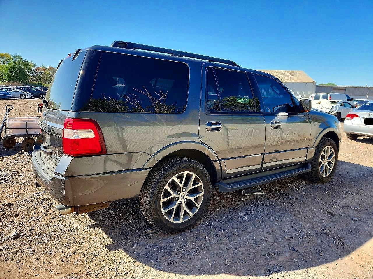 2017 Ford Expedition Xlt - zdjęcie 3