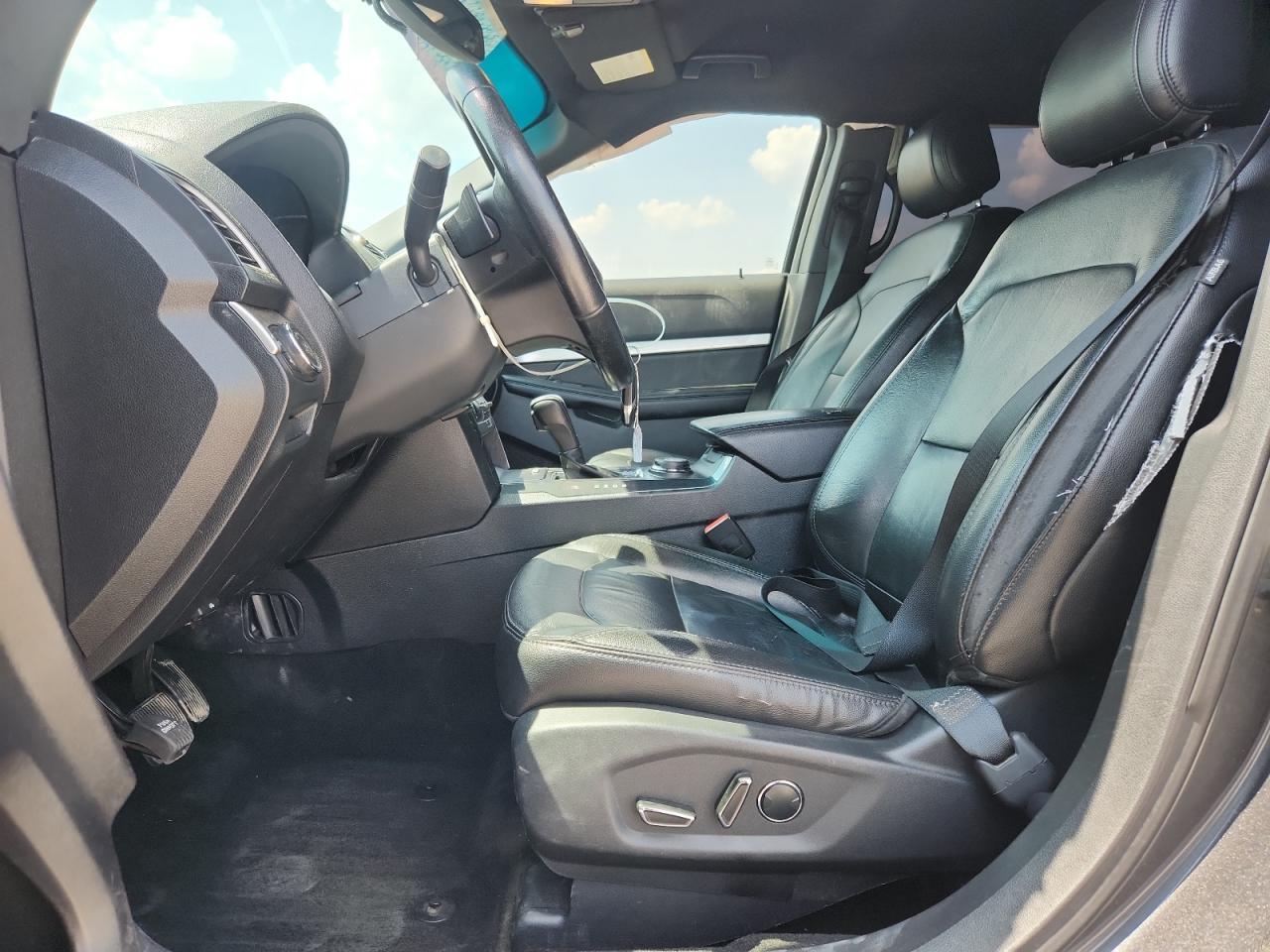 2016 Ford Explorer Xlt - zdjęcie 7