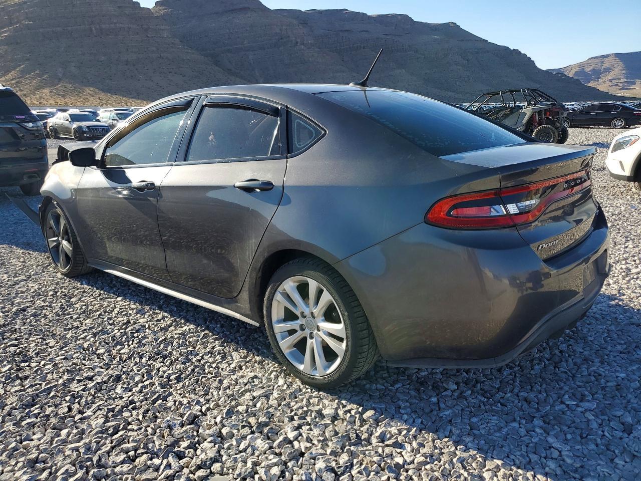 2016 Dodge Dart Gt - zdjęcie 2