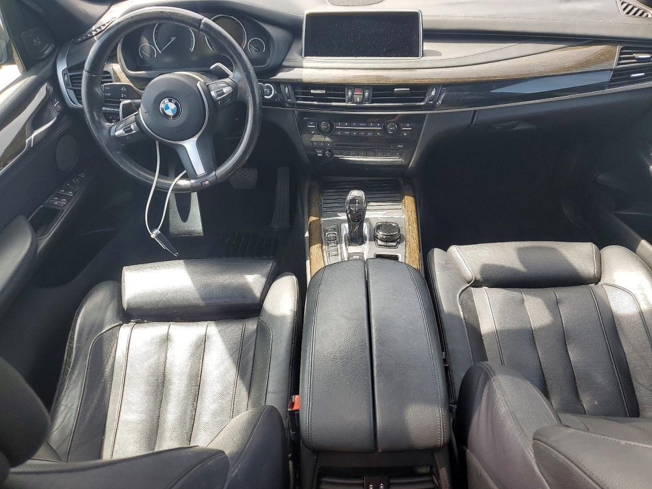 2016 BMW X5 xDrive50I - zdjęcie 8
