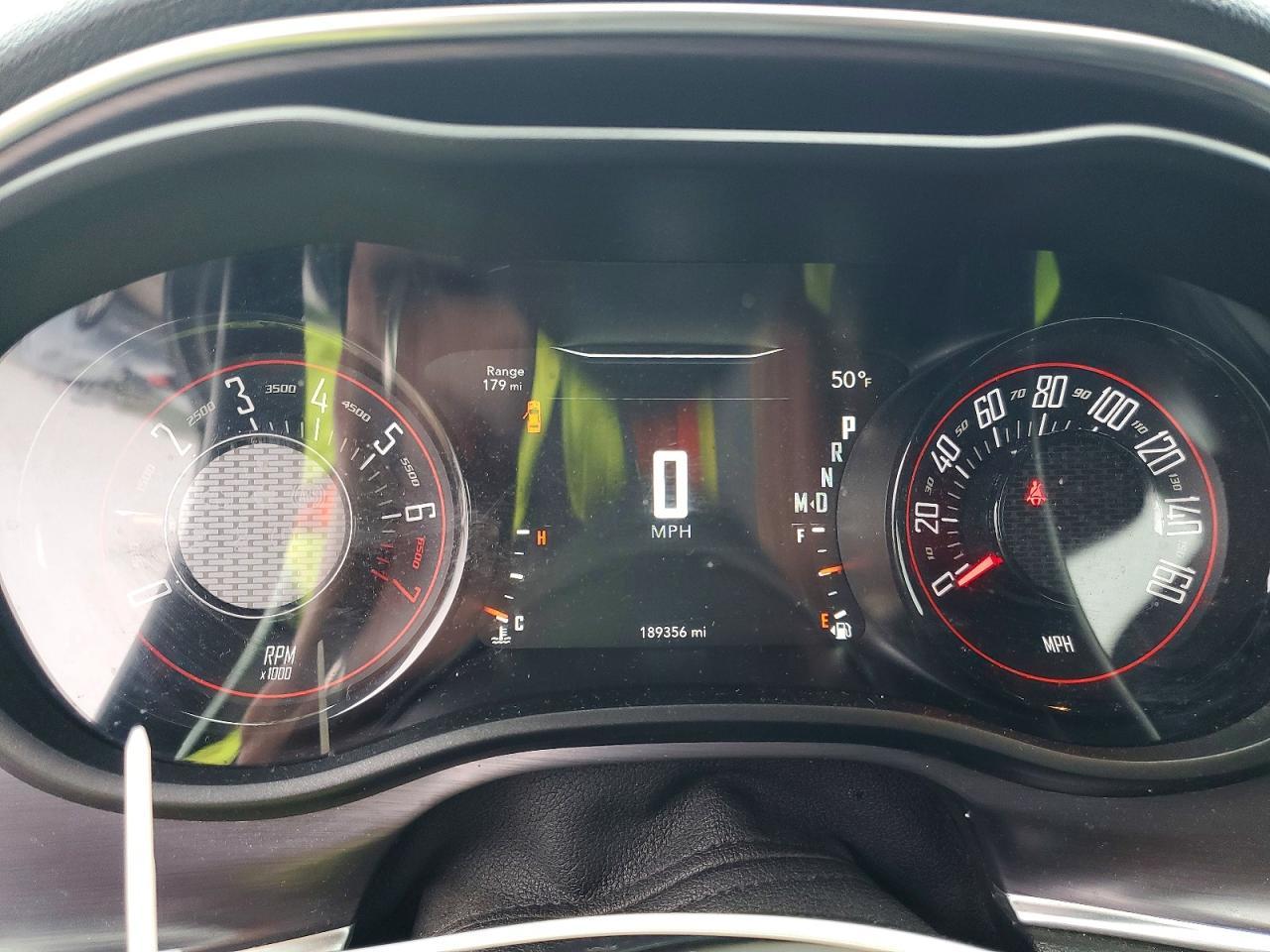 2017 Dodge Challenger Sxt - zdjęcie 9