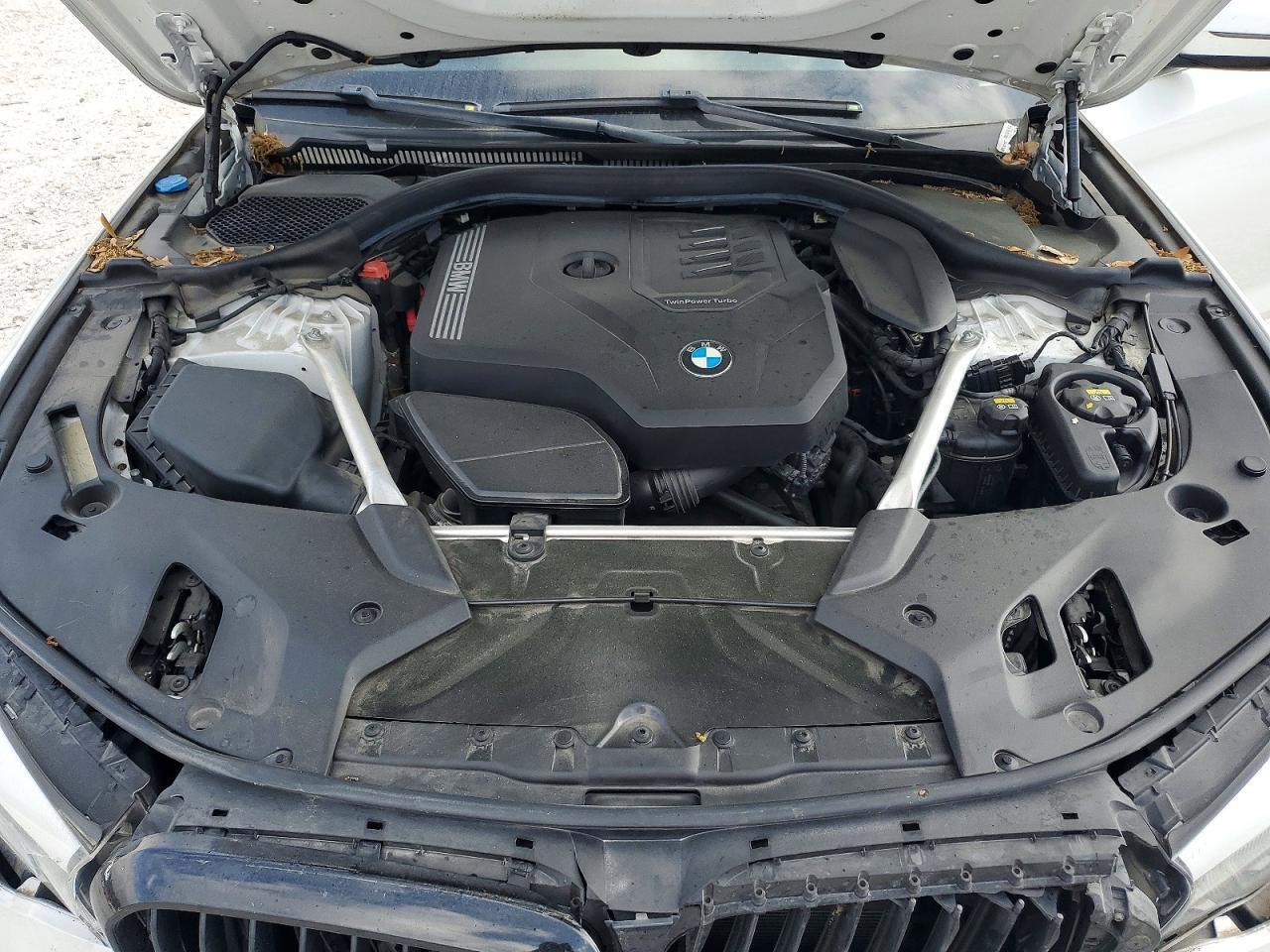 2020 BMW 530 - zdjęcie 11