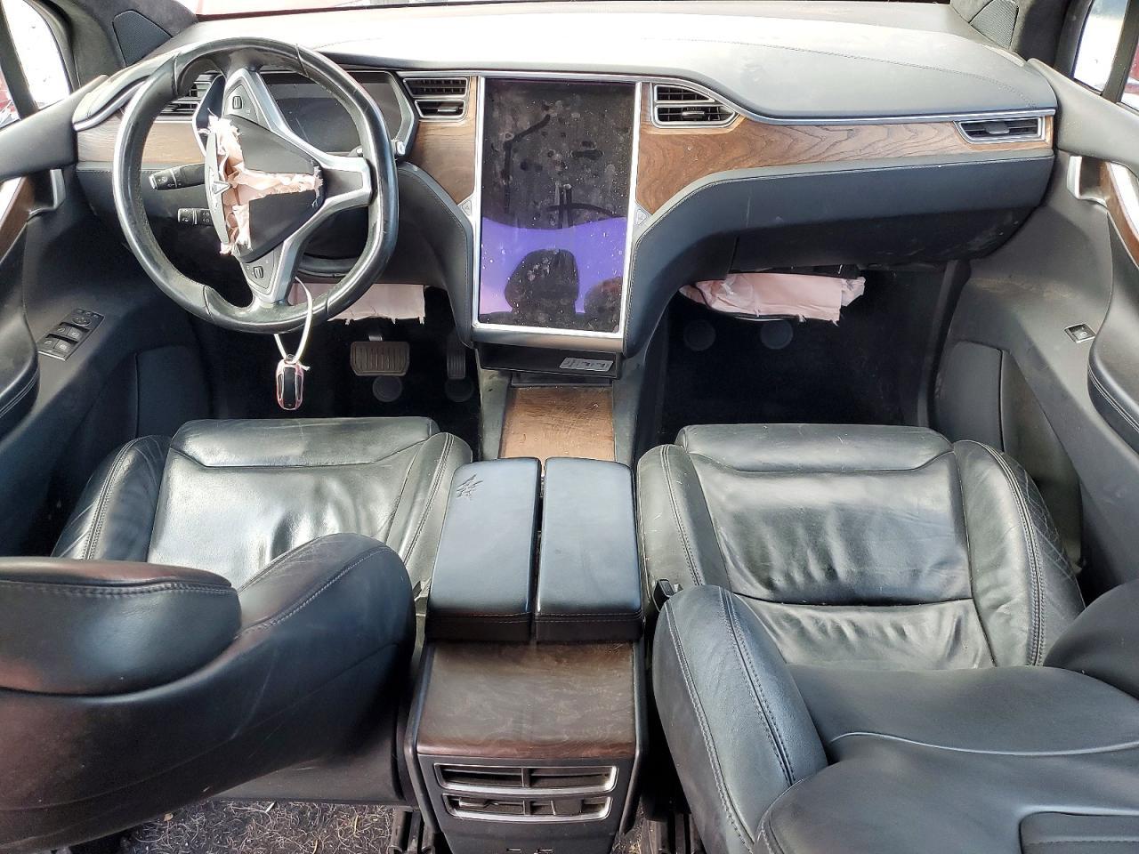 2017 Tesla Model X - zdjęcie 8