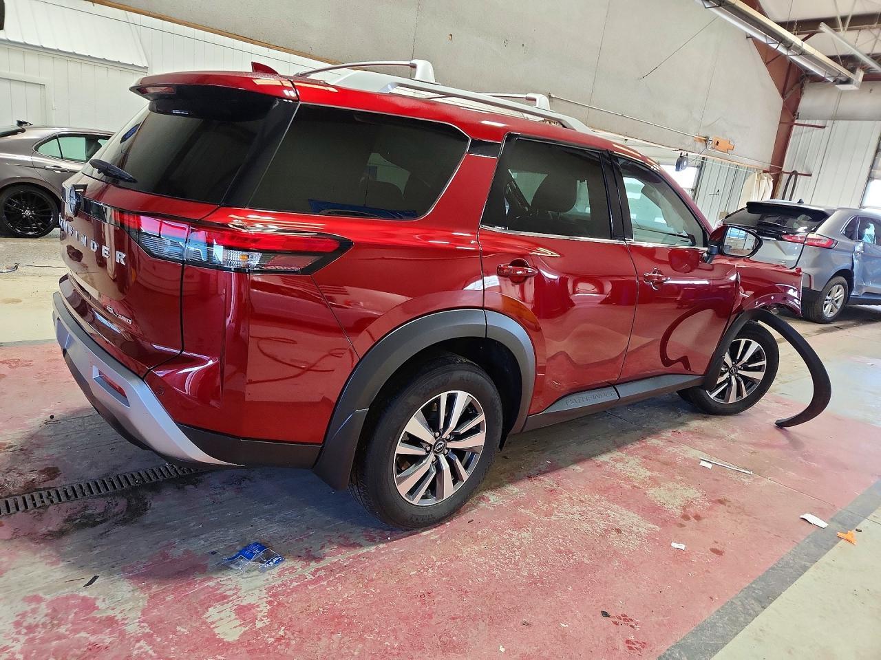 2024 Nissan Pathfinder Sl - zdjęcie 3