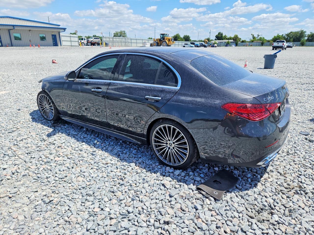 2022 Mercedes-Benz C 300 4Matic - zdjęcie 2