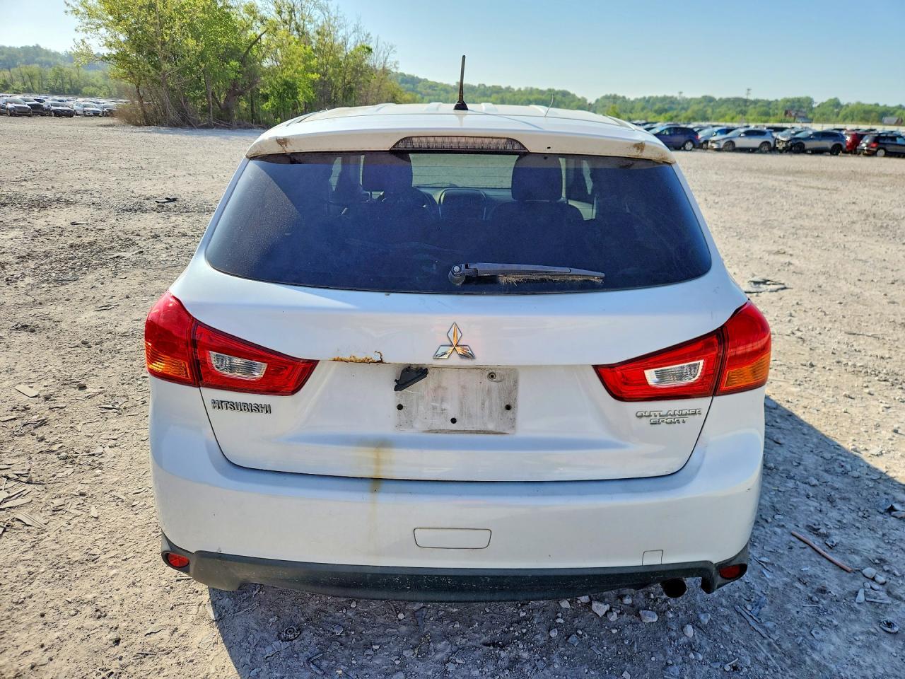 2014 Mits Outlander - zdjęcie 6