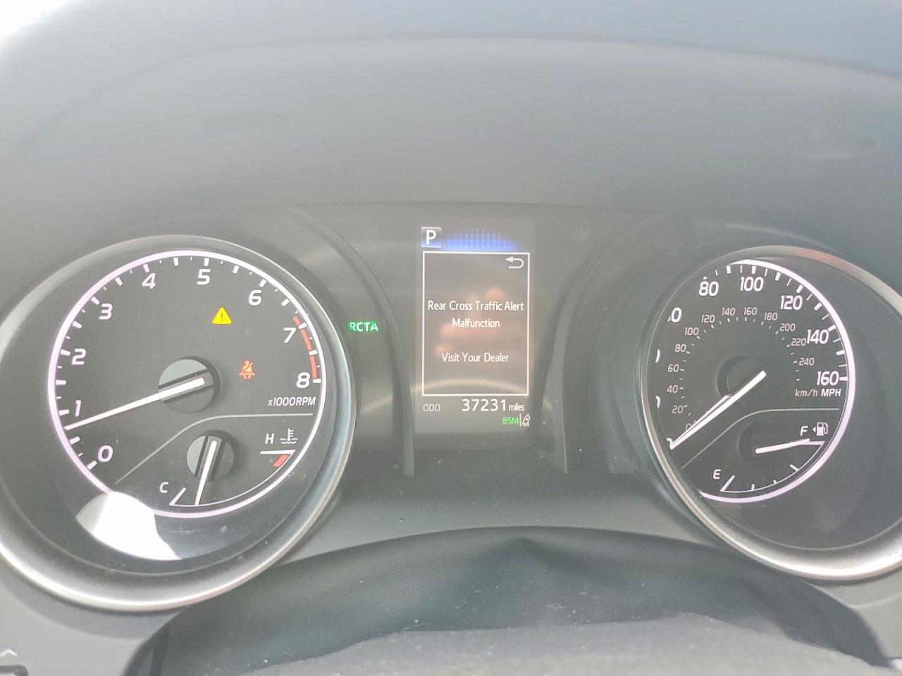 2024 Toyota Camry Se - zdjęcie 9