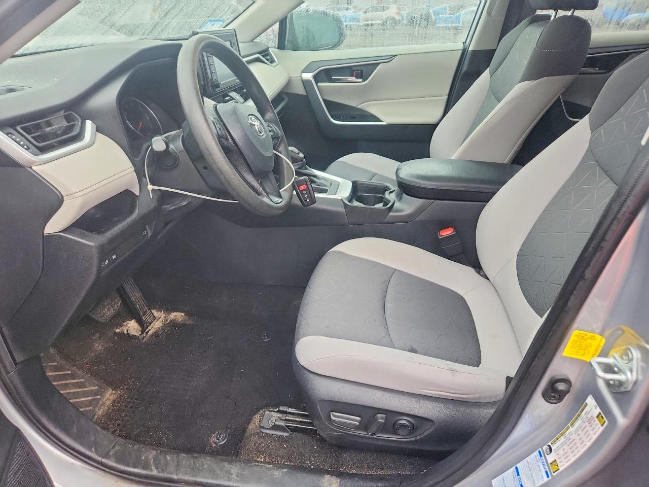 2021 Toyota Rav4 Xle - zdjęcie 7