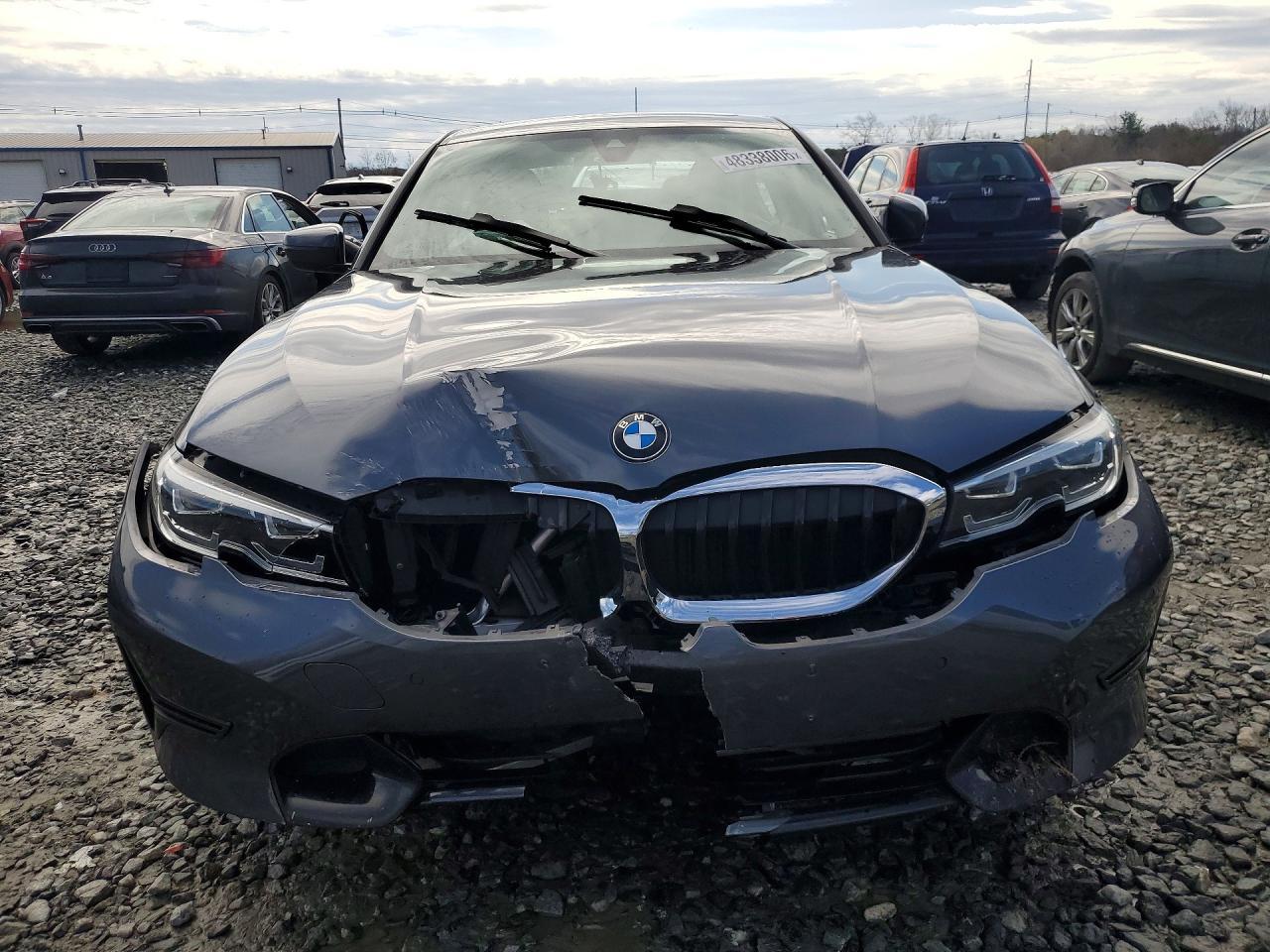 BMW Seria 3 - zdjęcie 5