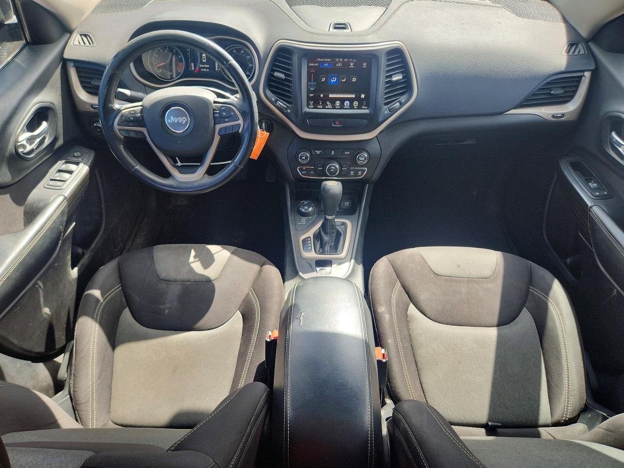 2014 Jeep Cherokee Latitude - zdjęcie 8