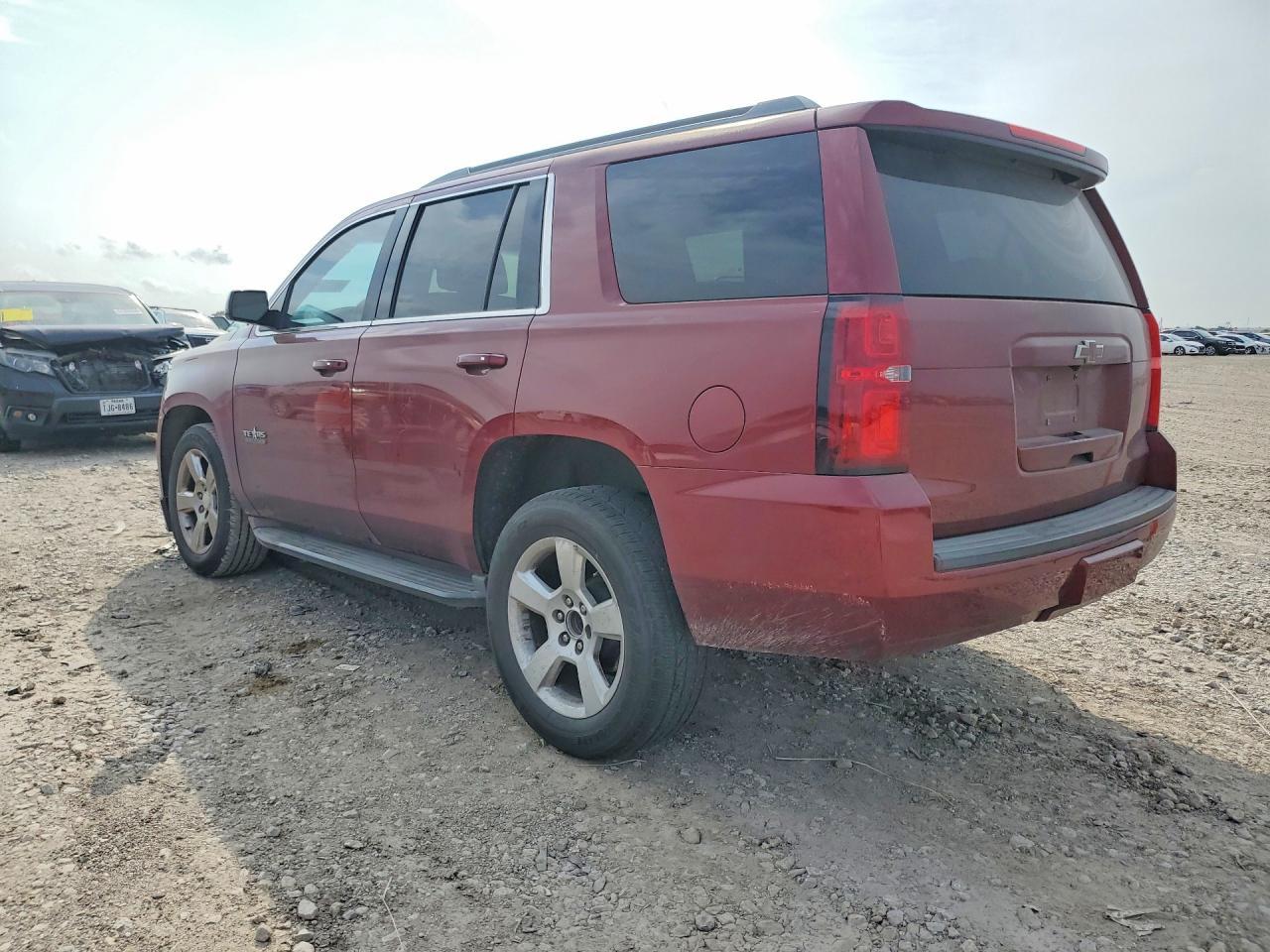 2016 Chevrolet Tahoe C1500 Lt - zdjęcie 2