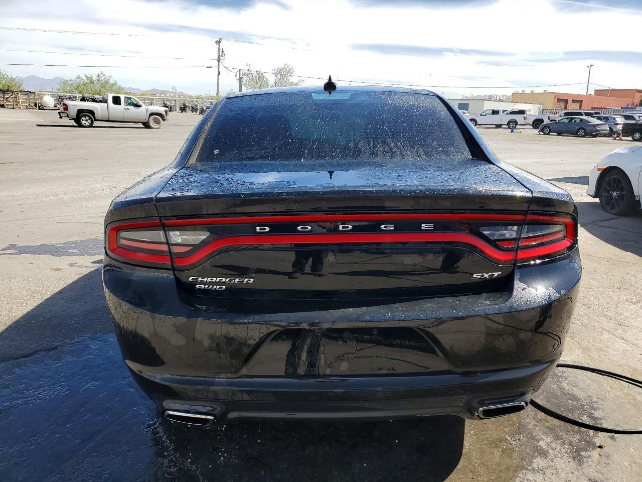 2017 Dodge Charger Sxt - zdjęcie 6