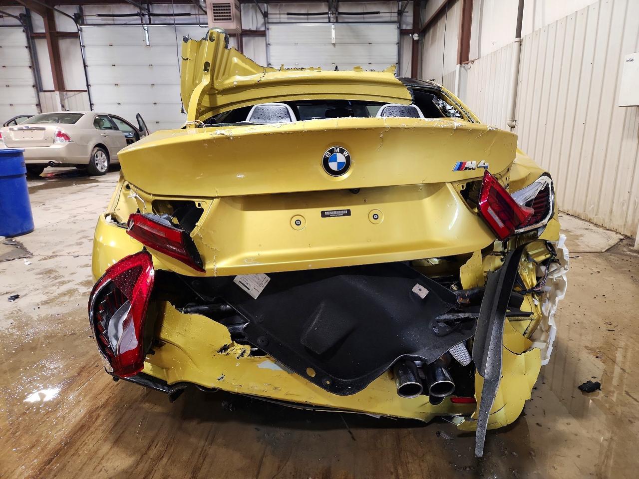 2015 BMW M4 - zdjęcie 6