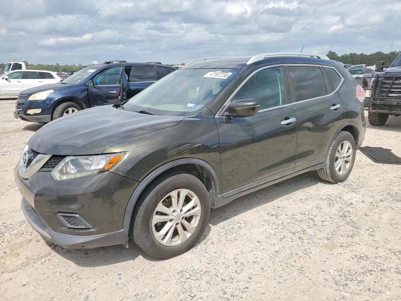 2016 Nissan Rogue Sv - zdjęcie główne