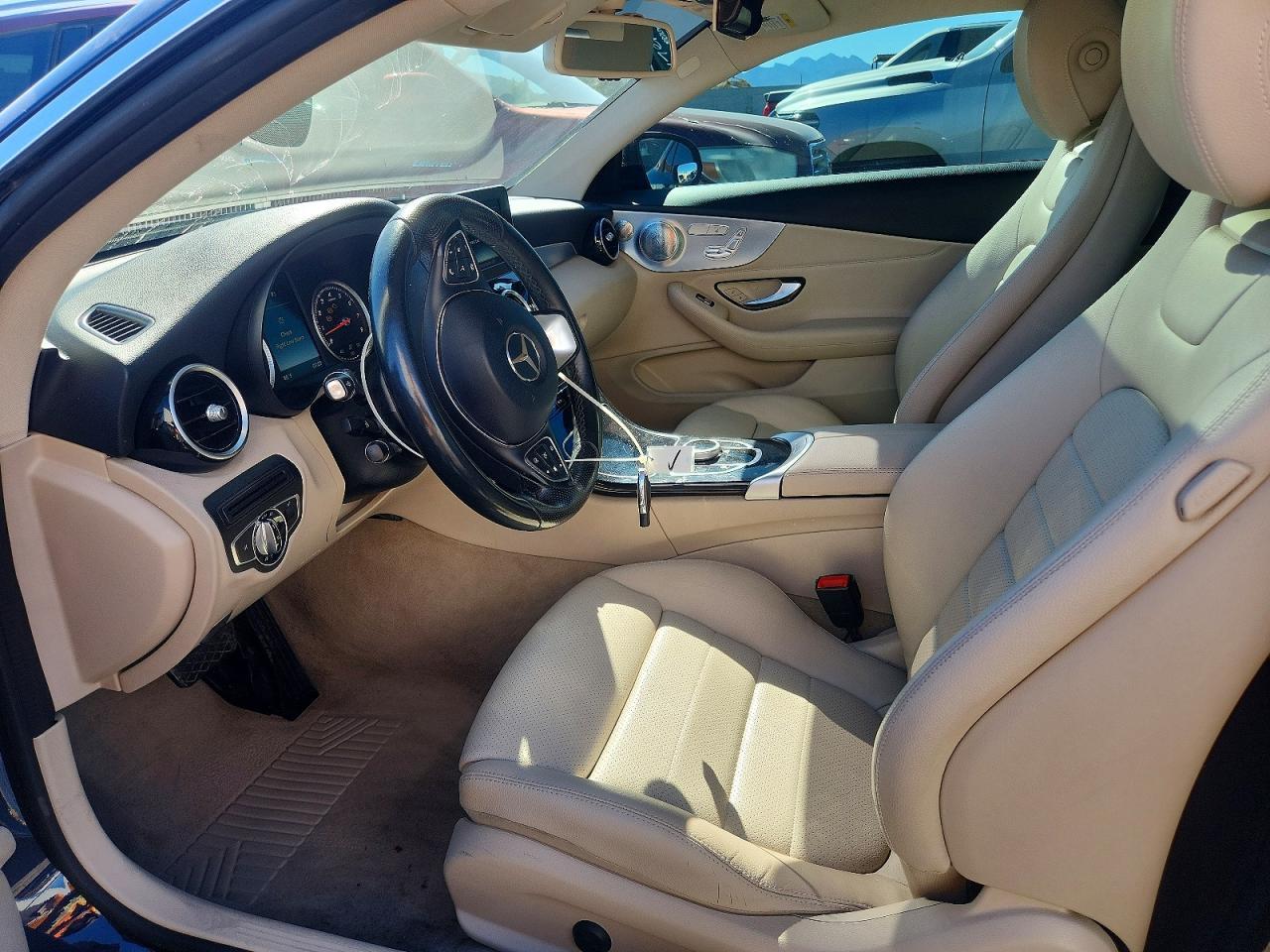 2017 Mercedes-Benz C 300 - zdjęcie 7