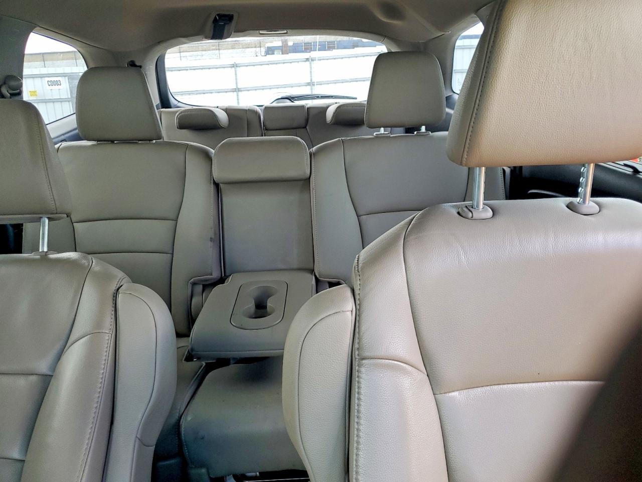 2020 Honda Pilot Touring - zdjęcie 10