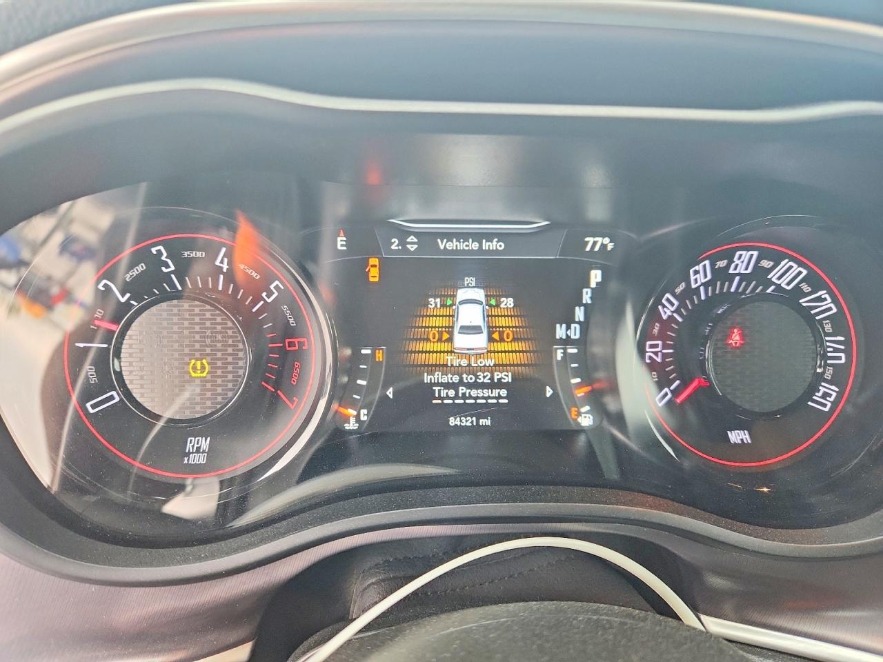 2021 Dodge Challenger R - zdjęcie 9