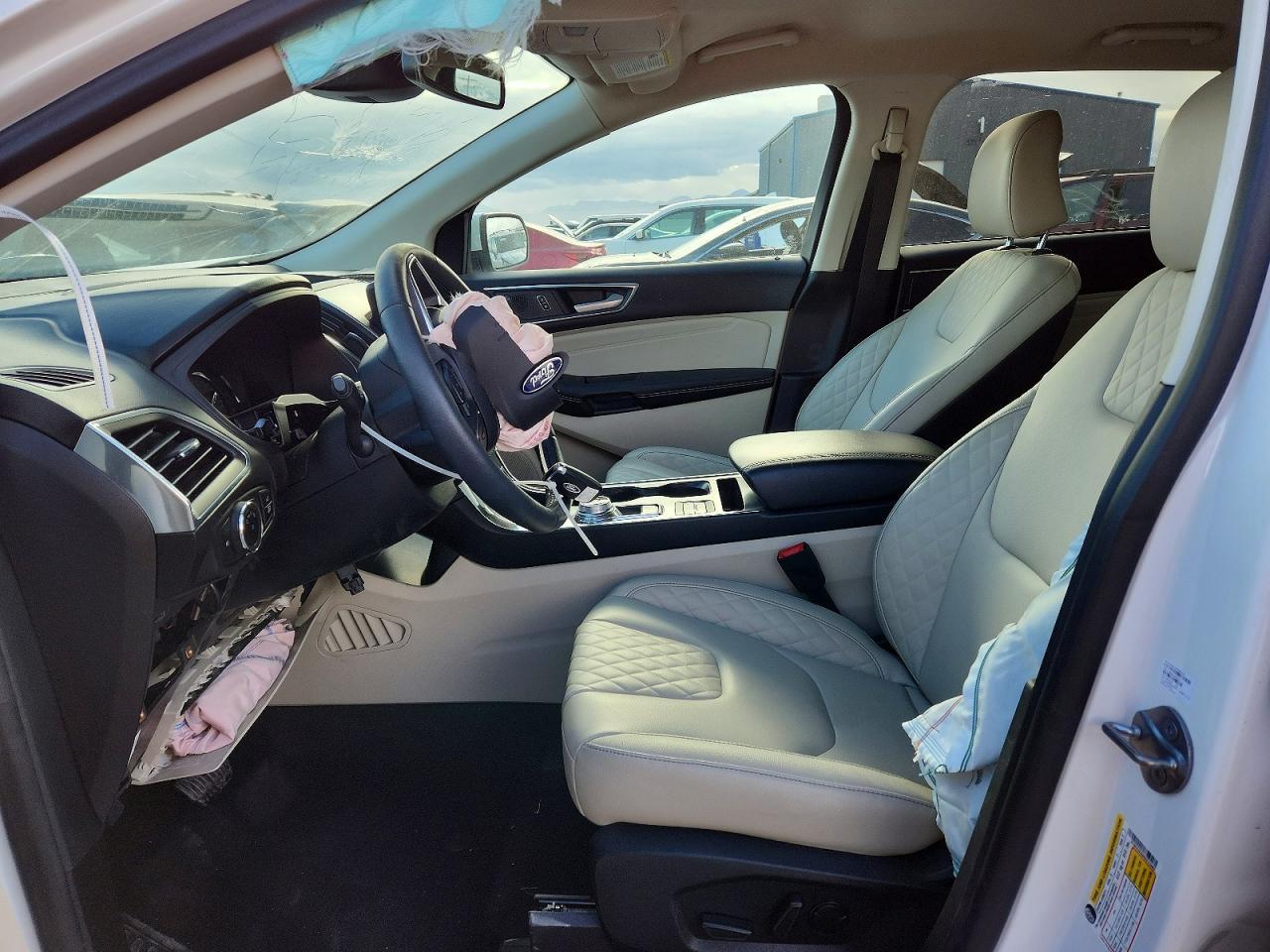 2024 Ford Edge Titanium - zdjęcie 7