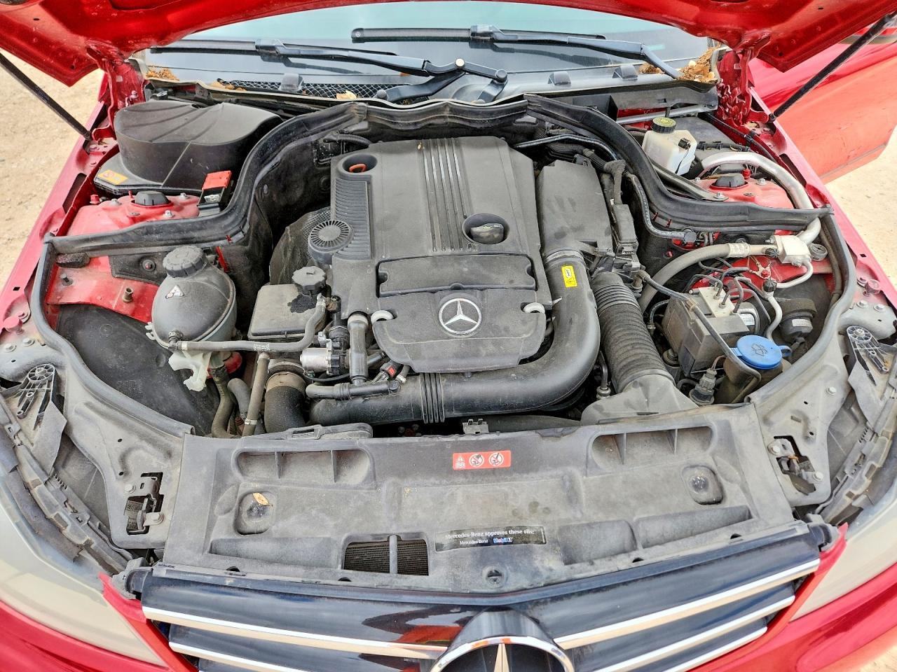 2014 Mercedes-Benz C 250 - zdjęcie 11