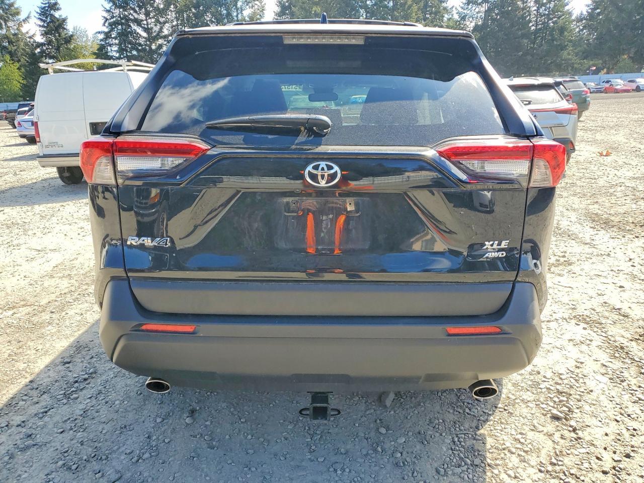 2019 Toyota Rav4 Xle - zdjęcie 6