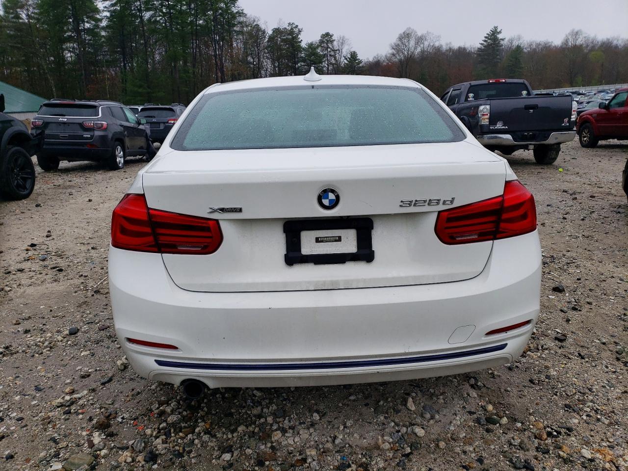 2018 BMW 328 D xDrive - zdjęcie 6