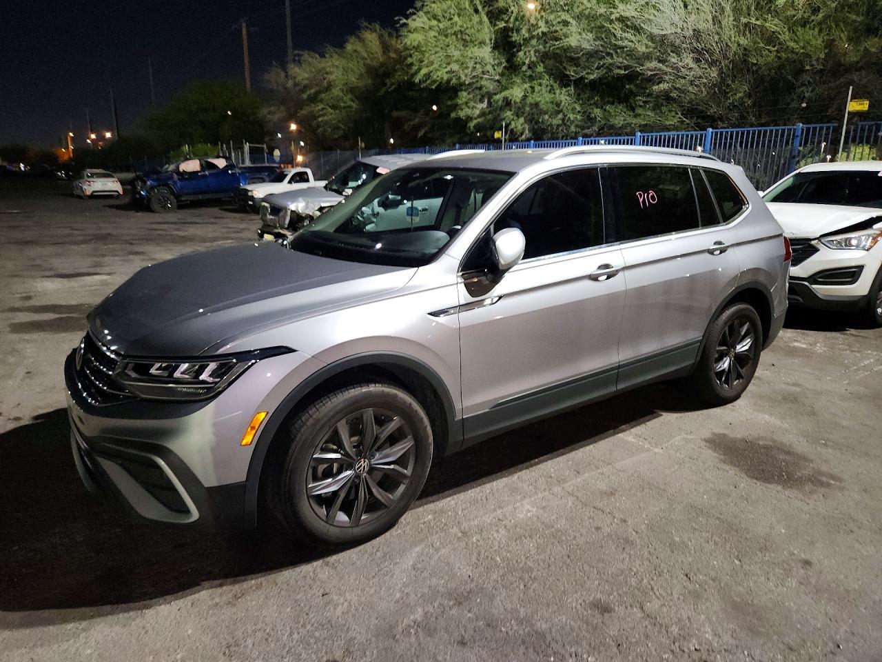 2022 Volkswagen Tiguan Se - zdjęcie główne