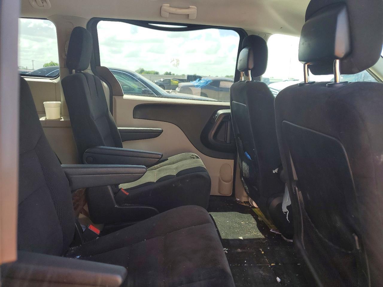 2016 Dodge Grand Caravan Se - zdjęcie 11