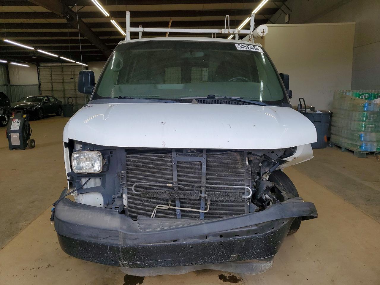 2015 Chevrolet Express G2500 - zdjęcie 5