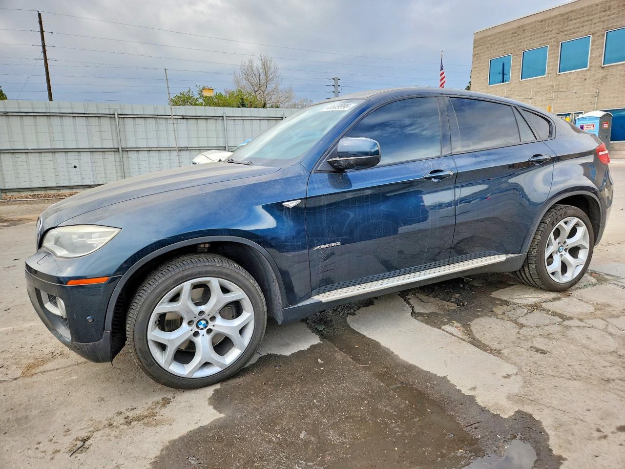 2014 BMW X6 xDrive50I - zdjęcie główne