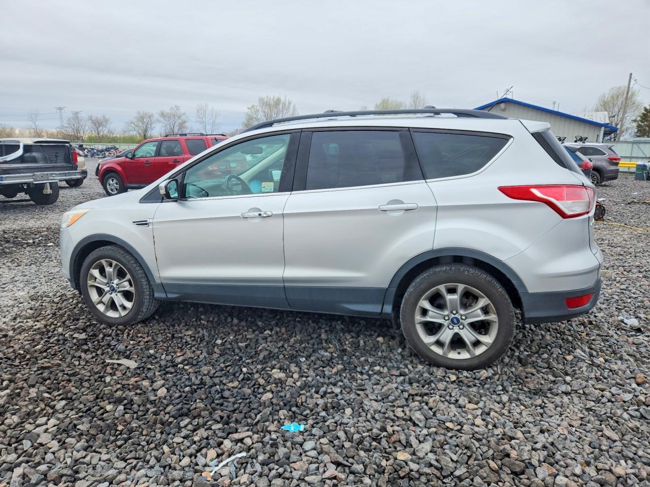 2013 Ford Escape Sel - zdjęcie 2