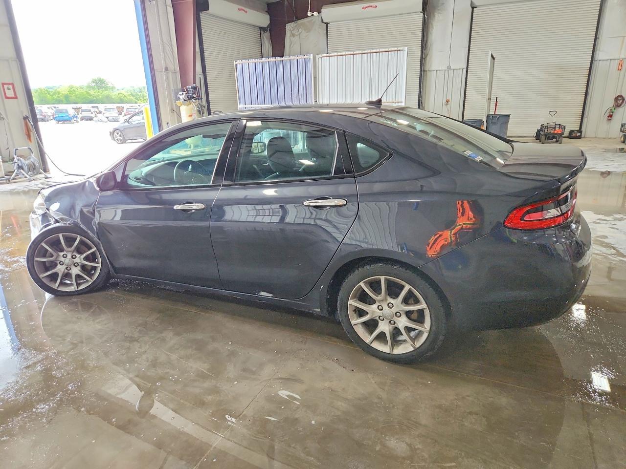 2013 Dodge Dart Limited - zdjęcie 2