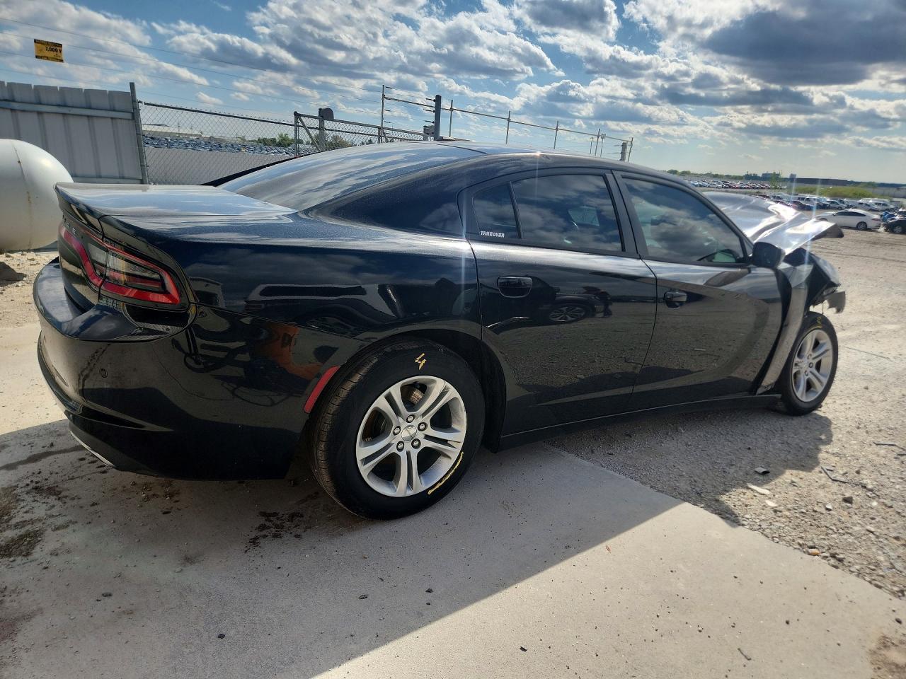 2016 Dodge Charger Se - zdjęcie 3