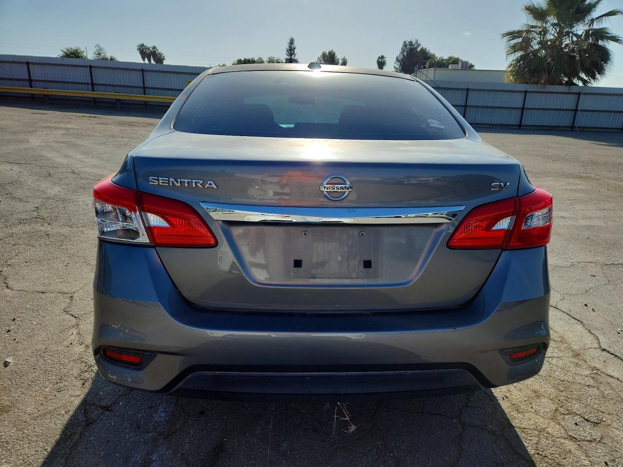 2016 Nissan Sentra - zdjęcie 6