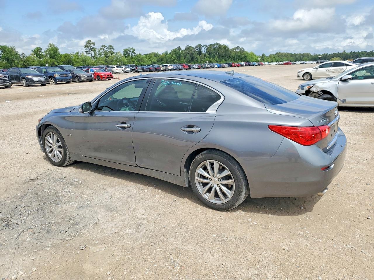 2017 Infiniti Q50 - zdjęcie 2