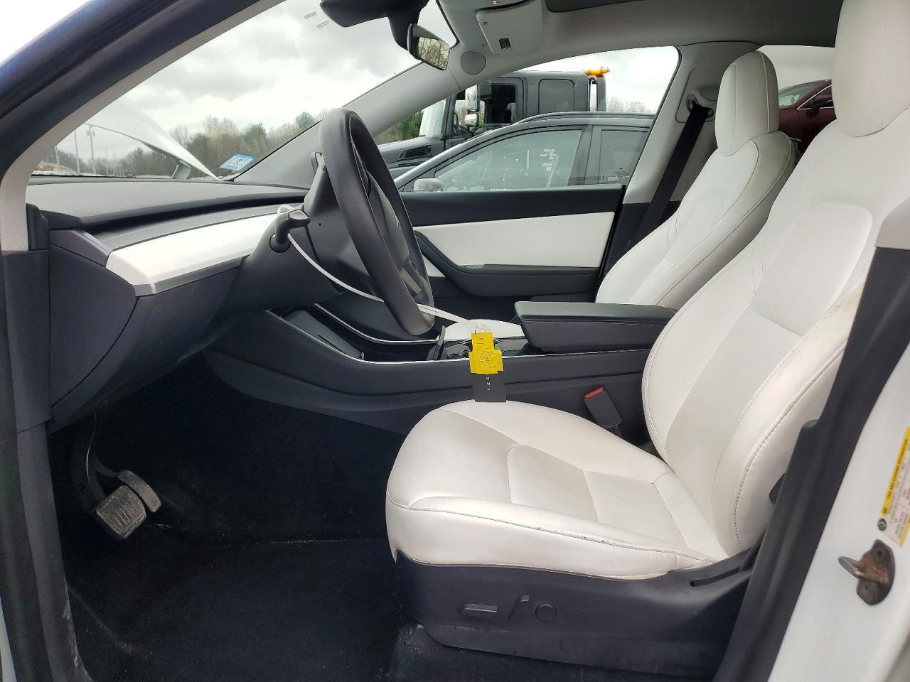 2020 Tesla Model Y - zdjęcie 7
