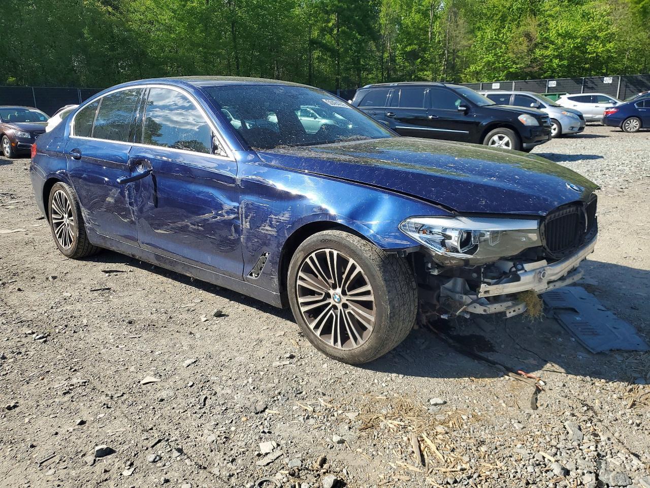 2019 BMW 530 Xi - zdjęcie 4