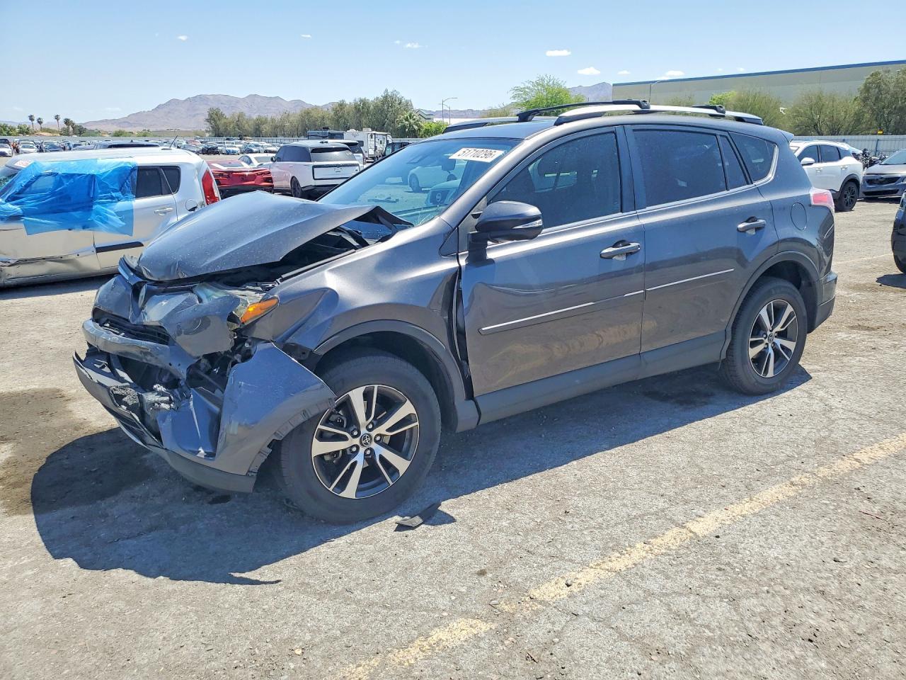 2017 Toyota Rav4 Xle - zdjęcie główne