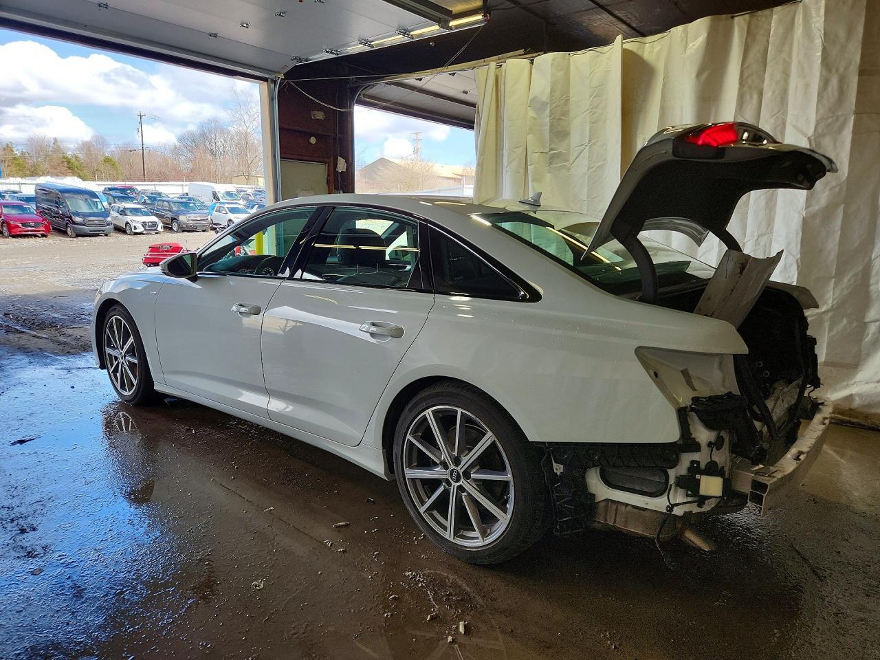 2024 Audi A6 Premium - zdjęcie 2