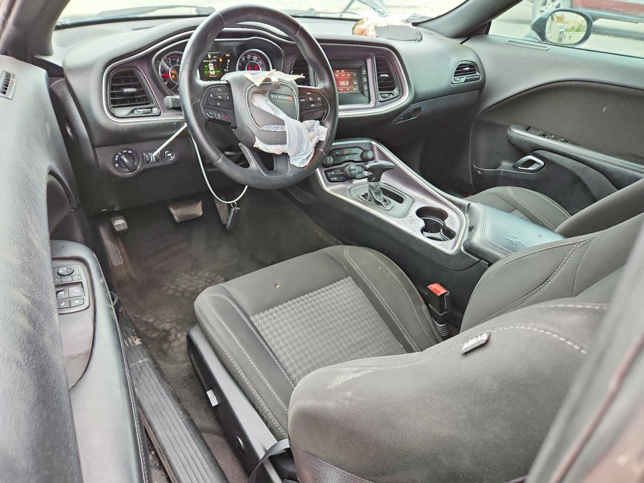 2016 Dodge Challenger Sxt - zdjęcie 8