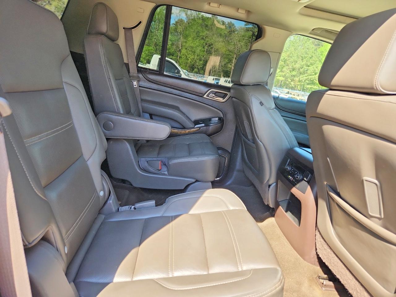 2016 GMC Yukon - zdjęcie 11