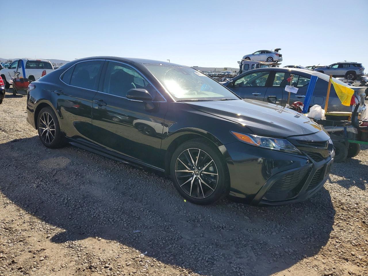 2024 Toyota Camry Se - zdjęcie 4