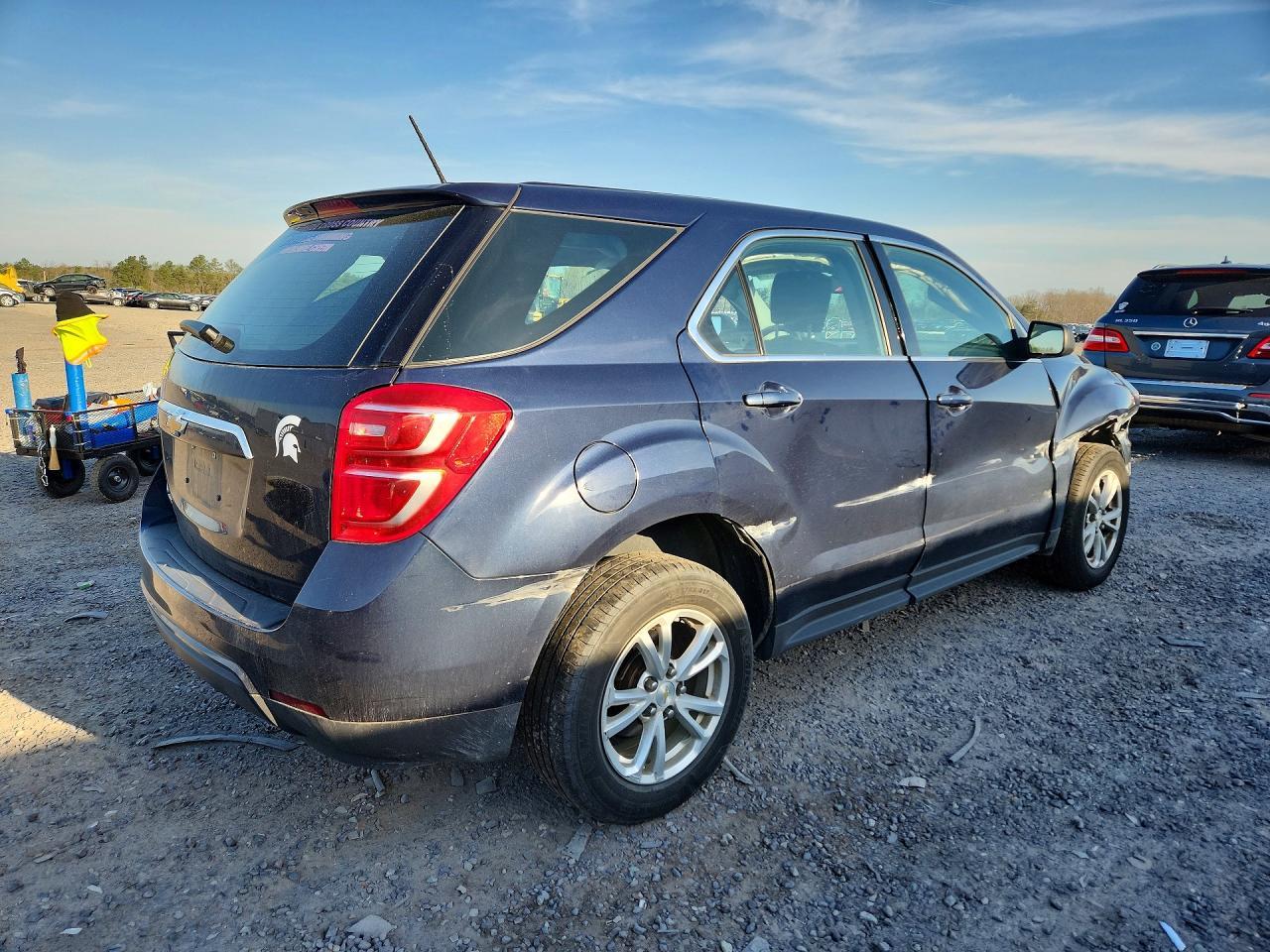 2017 Chevrolet Equinox Ls - zdjęcie 3