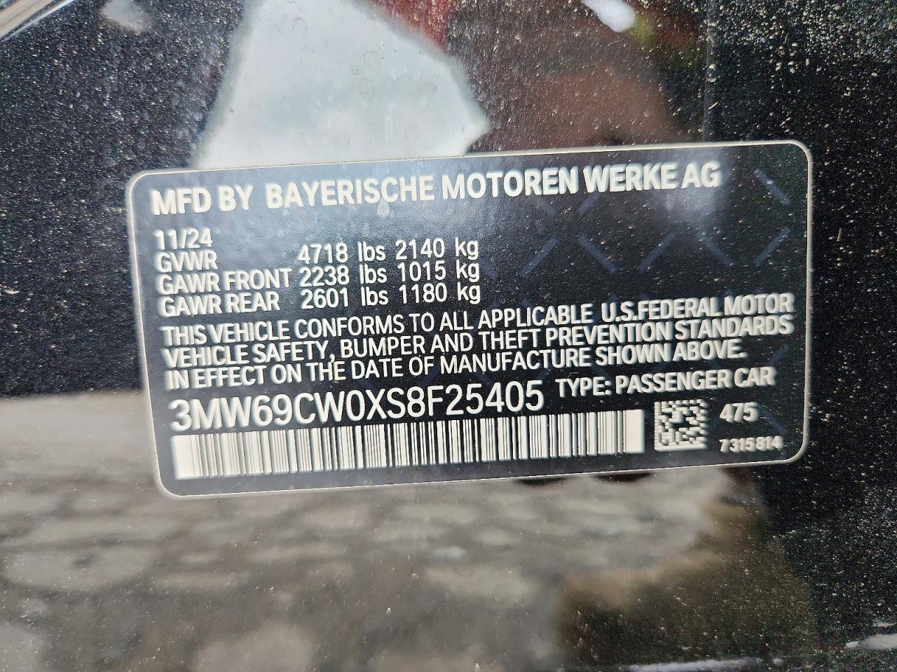 2025 BMW 330I - zdjęcie 13