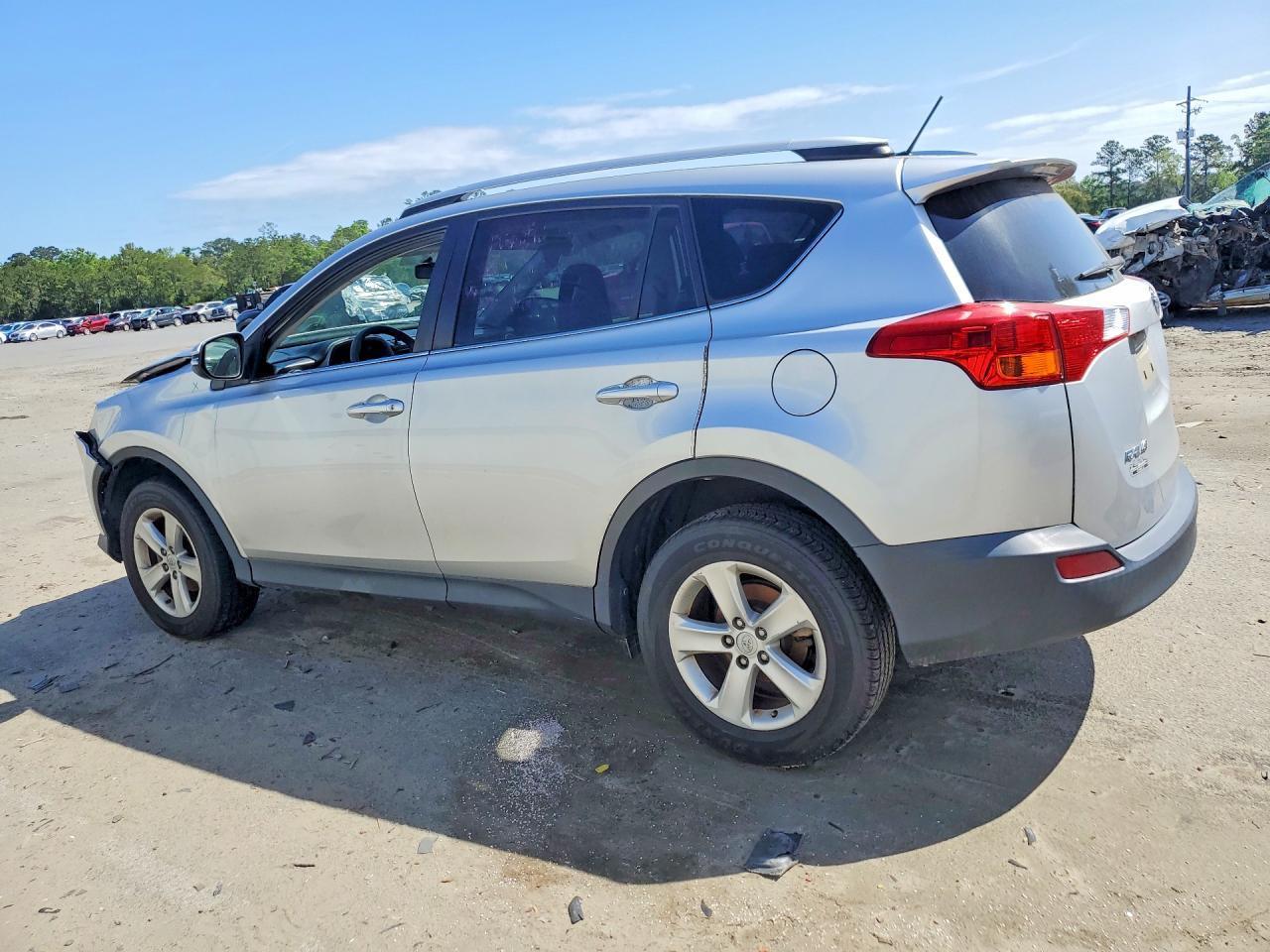 2013 Toyota Rav4 Xle - zdjęcie 2
