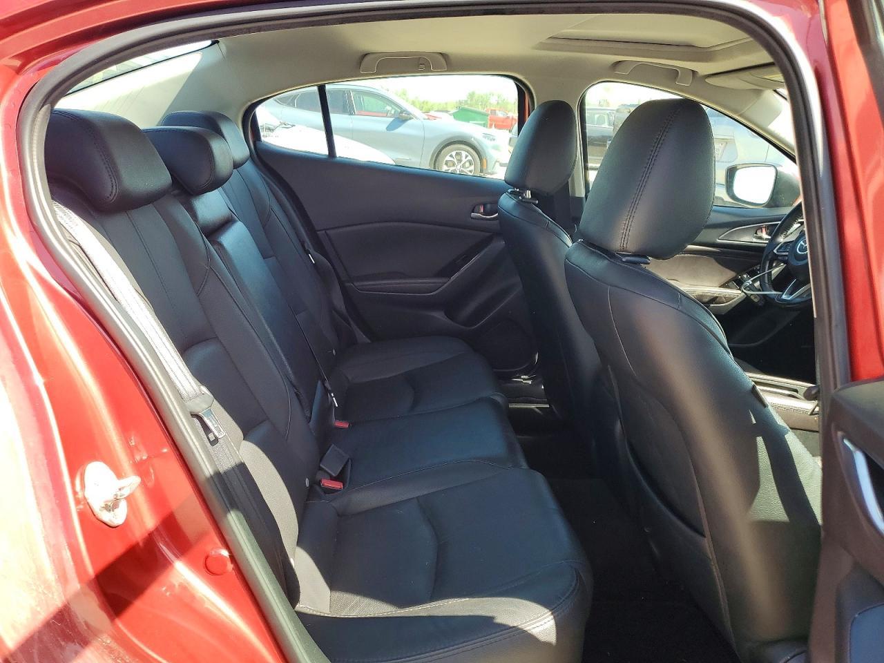 2018 Mazda 3 Grand Touring - zdjęcie 10