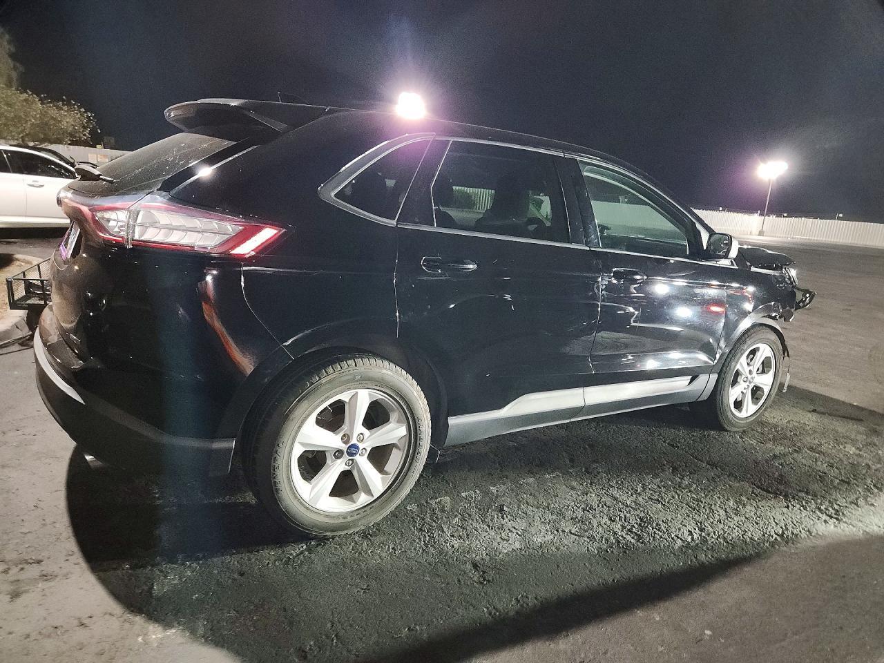 2016 Ford Edge Se - zdjęcie 3