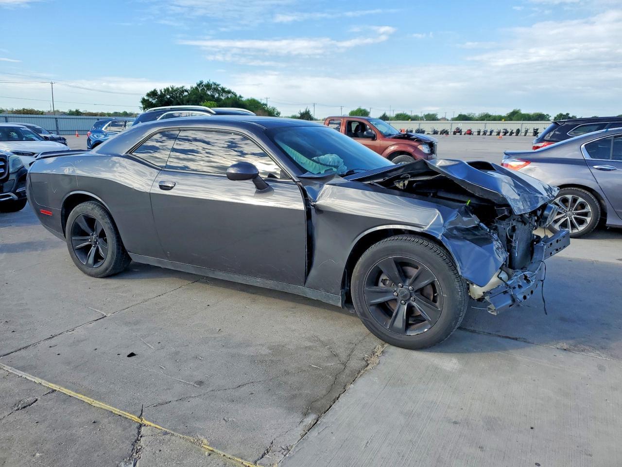 2018 Dodge Challenger Sxt - zdjęcie 4