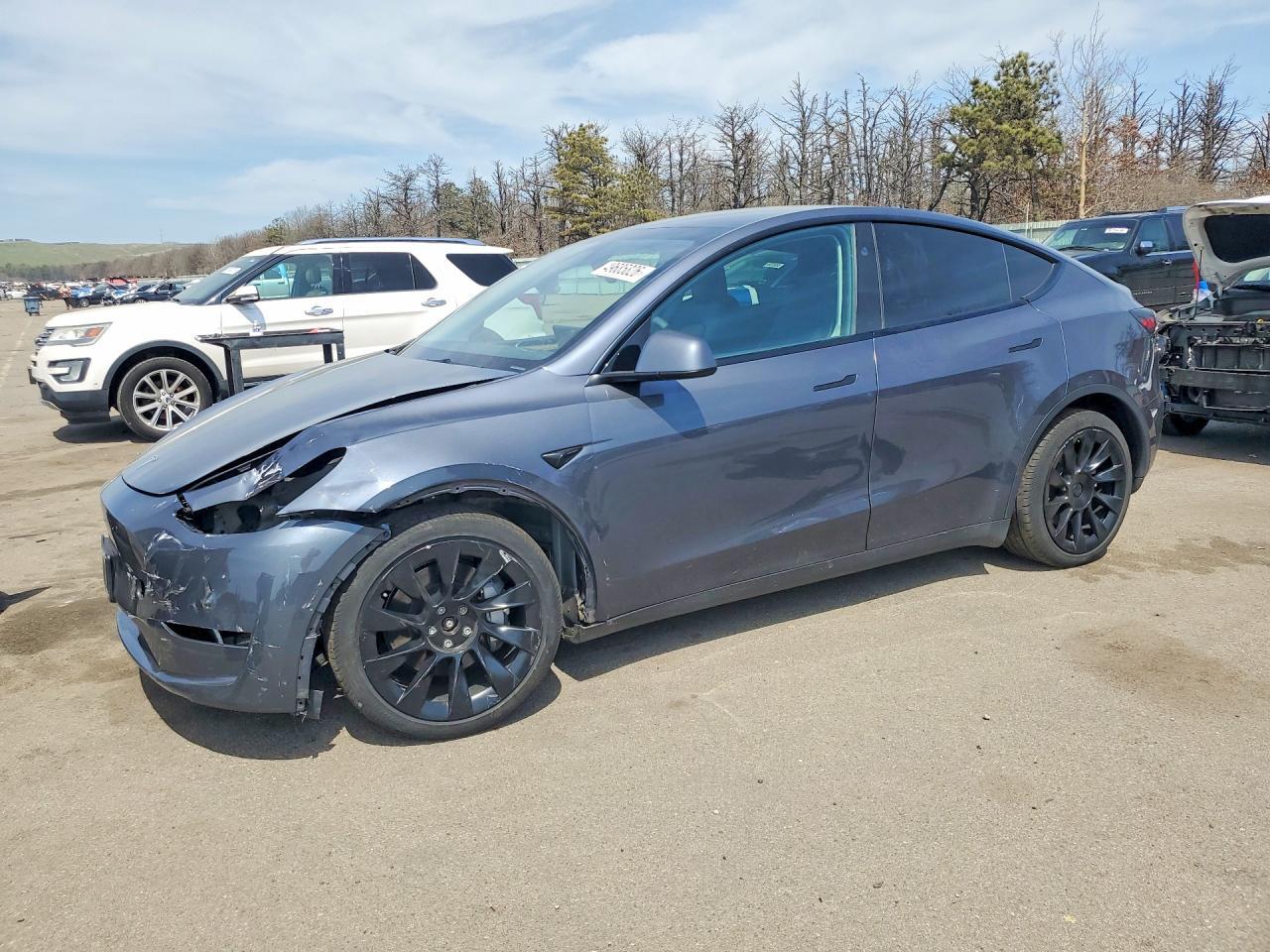 2023 Tesla Model Y - zdjęcie główne