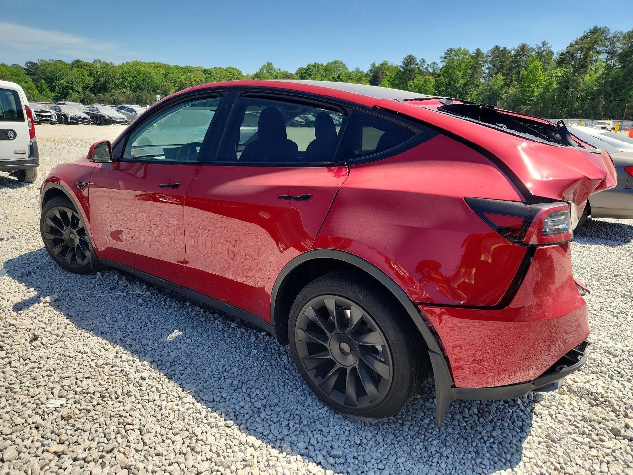 2023 Tesla Model Y - zdjęcie 2