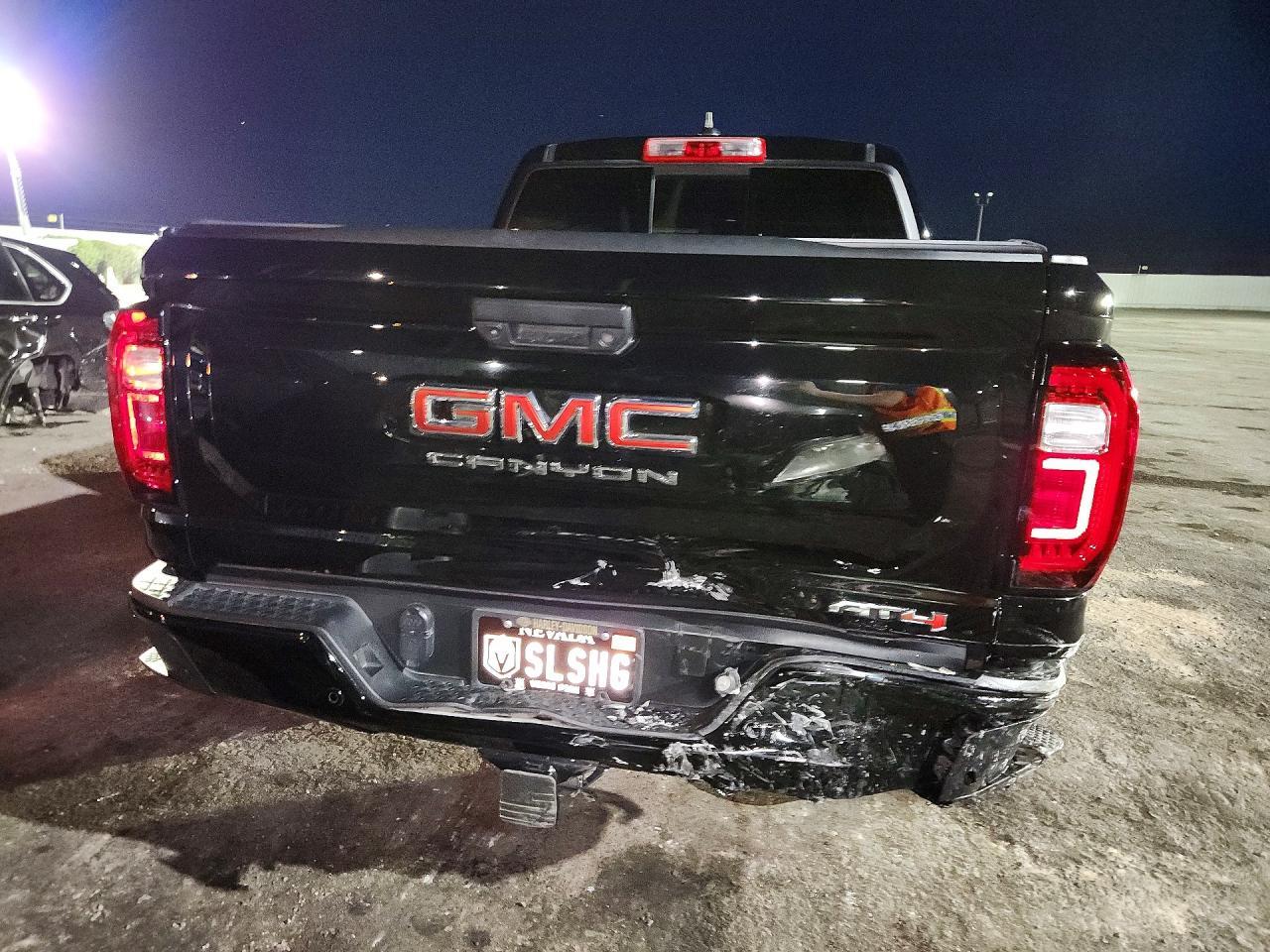 2023 GMC Canyon At4 - zdjęcie 6